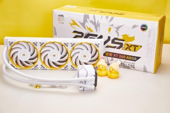 高配CPU最佳拍档，强力散热爽玩3A大作，炽果宙斯XT 360一体式水冷评测