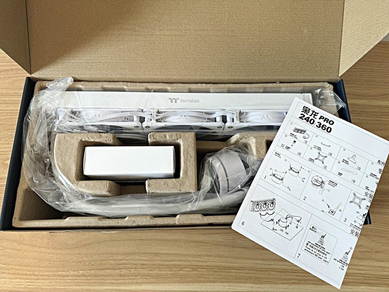 物美价廉，元气满满，钢影 透S限定版可能是你找的那款机箱