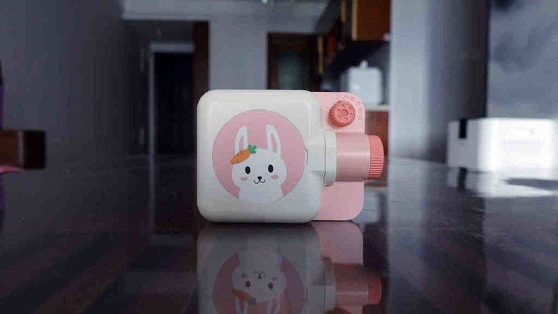 学玩两不误，趣学伴儿童故事放映机测评