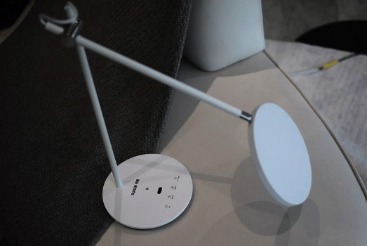 学生台灯照度多少为好？挑选专业护眼灯的六个实用技巧！