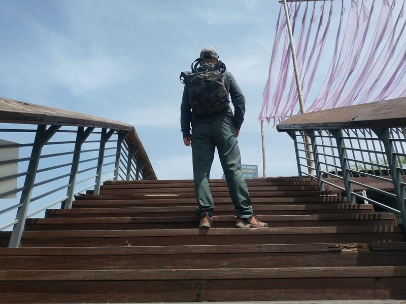 能跑10km无需换洗直接上班的功能西裤：单导25 款单湃休闲西裤