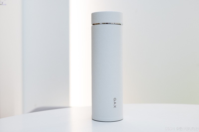 咖啡控狂喜，宫菱Ti1纯钛保温杯，清洁简单不串味