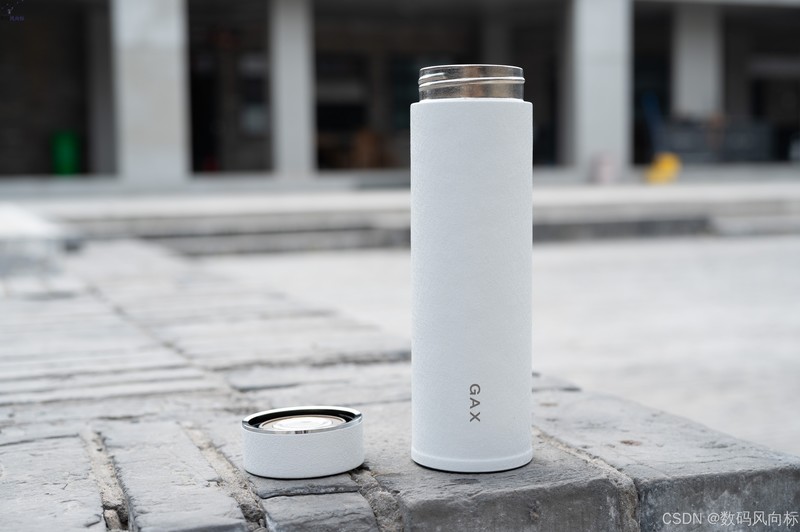 咖啡控狂喜，宫菱Ti1纯钛保温杯，清洁简单不串味