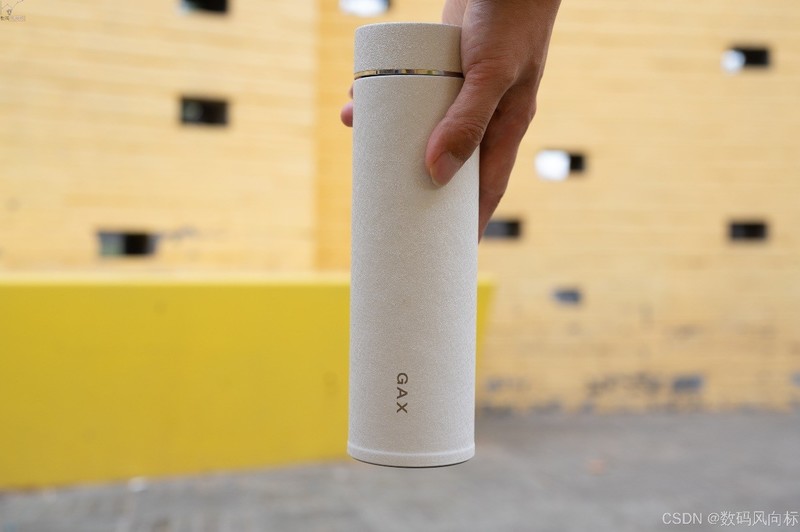 咖啡控狂喜，宫菱Ti1纯钛保温杯，清洁简单不串味