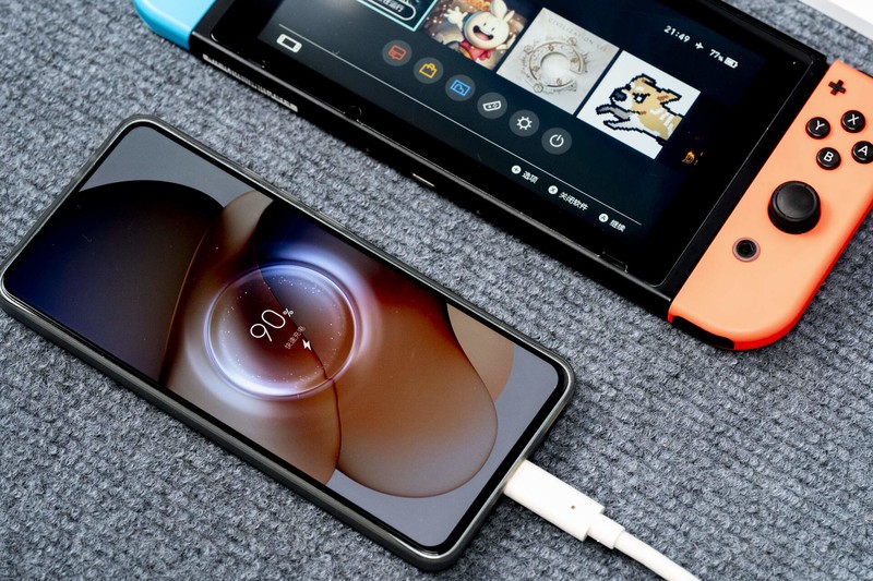 定位商务素质全能，软硬件综合护眼，Modern MD272UPHW显示器评测