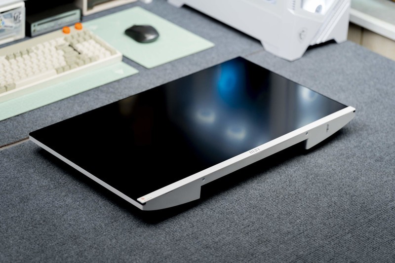 定位商务素质全能，软硬件综合护眼，Modern MD272UPHW显示器评测