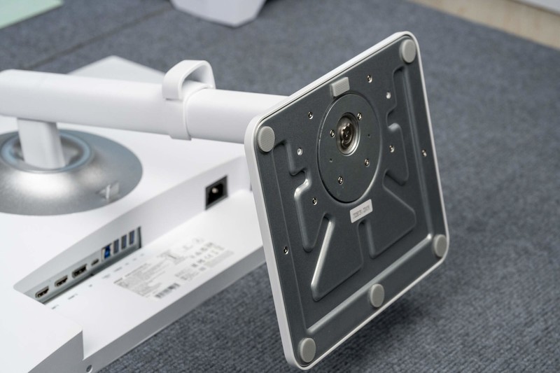 定位商务素质全能，软硬件综合护眼，Modern MD272UPHW显示器评测