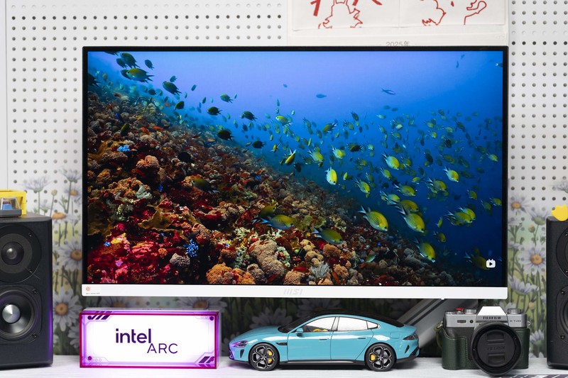 定位商务素质全能，软硬件综合护眼，Modern MD272UPHW显示器评测