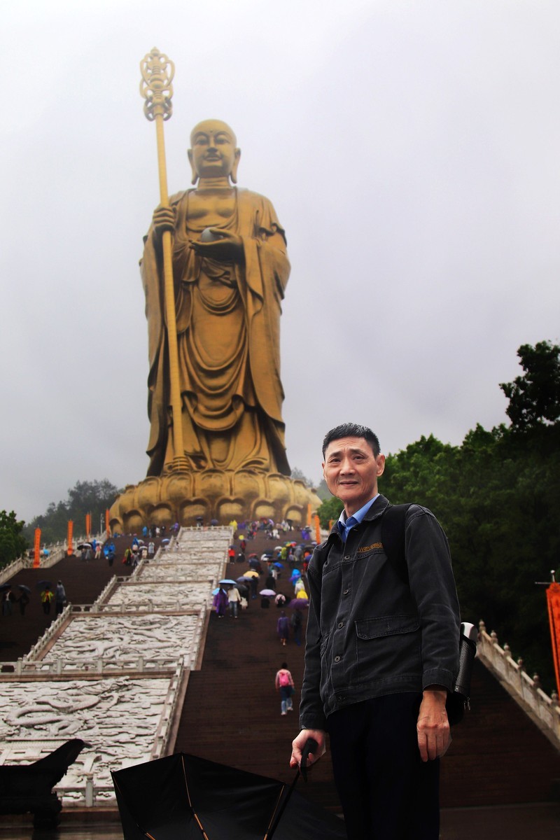 游览九华山大愿文化园