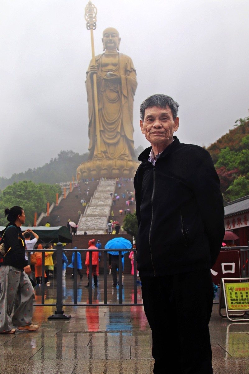 游览九华山大愿文化园