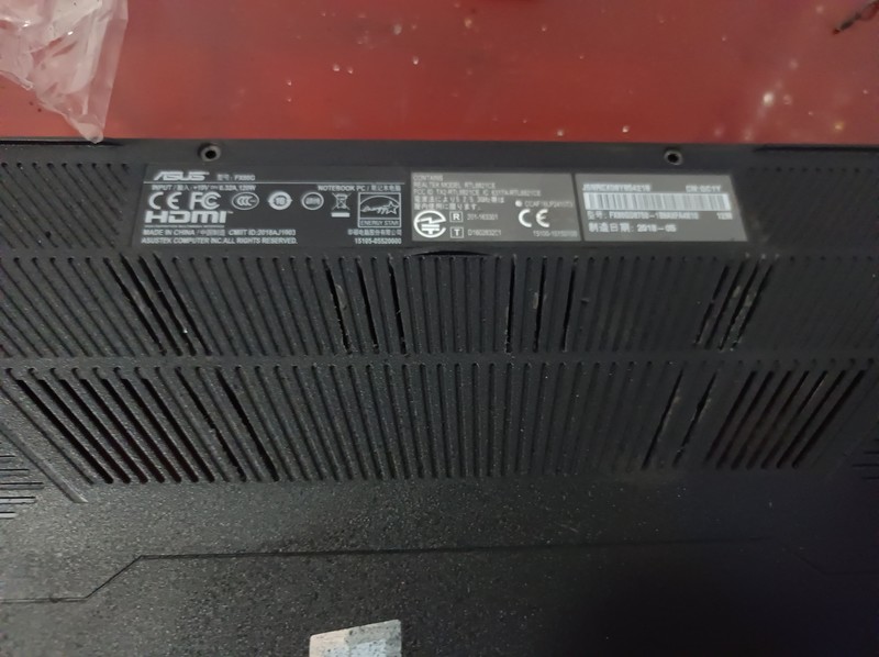 给坠机堡垒更换电池，D壳割缝散热。