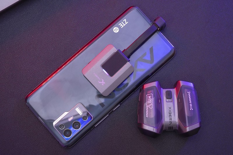 赛博朋克与外太空，告别延迟的真电竞TWS耳机，西伯利亚W20双模TWS耳机