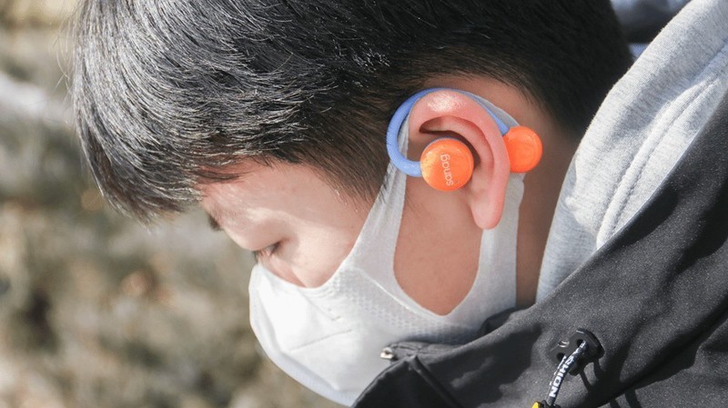 这款零重力旋翼式运动耳机99%运动达人没见过，塞那Z61S Pro体验