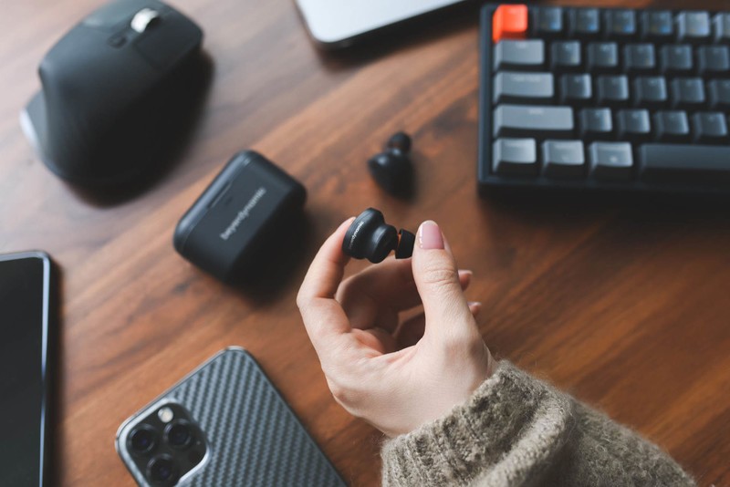 终究憋出大招，拜雅FREE BYRD：虽迟但到，烧友表示刚刚好