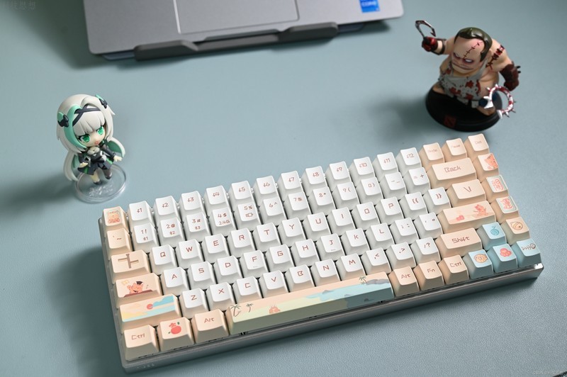 设计超萌的机械键盘，超有手感还不吵人，雷柏MT510PRO键盘上手