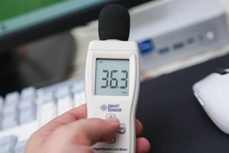 零刻SEi12迷你主机评测，12代酷睿i5-12450H，巴掌大小跑分近百万