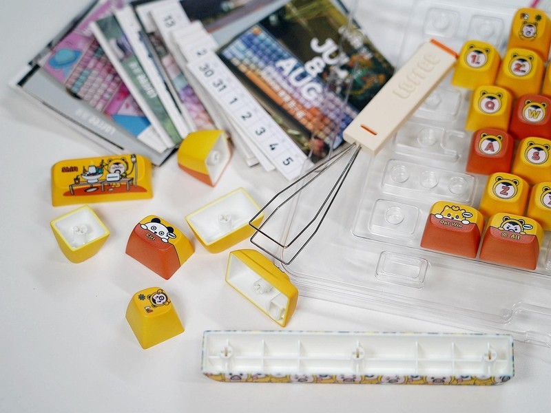 女生机械键盘怎么选？打造漂亮桌搭，女神节送Lofree洛斐小翘没错