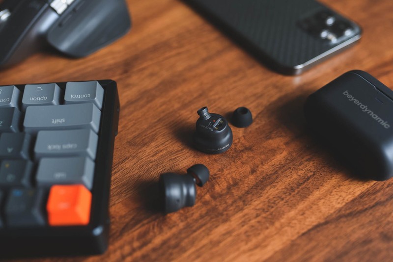 终究憋出大招，拜雅FREE BYRD：虽迟但到，烧友表示刚刚好