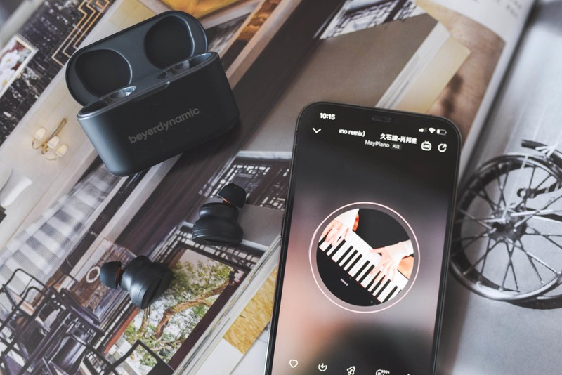 终究憋出大招，拜雅FREE BYRD：虽迟但到，烧友表示刚刚好