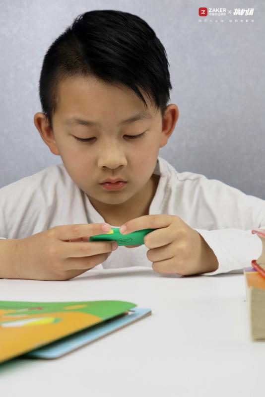 英语词汇量积累不再难——背呀电子单词卡D1体验