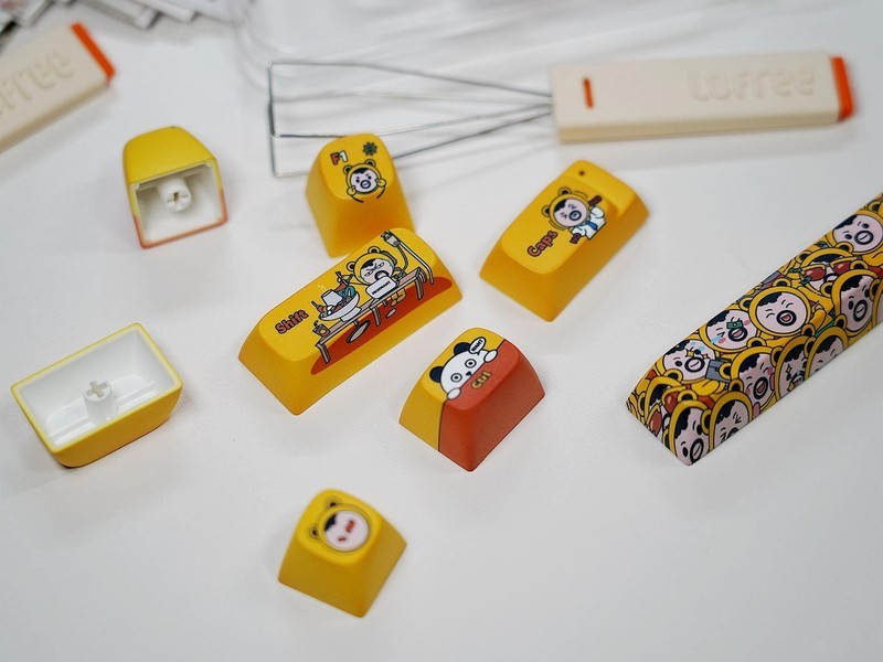 女生机械键盘怎么选？打造漂亮桌搭，女神节送Lofree洛斐小翘没错