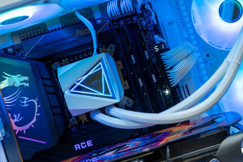 特挑颗粒与铝制马甲的卓越体验，美商海盗船复仇者内存体验