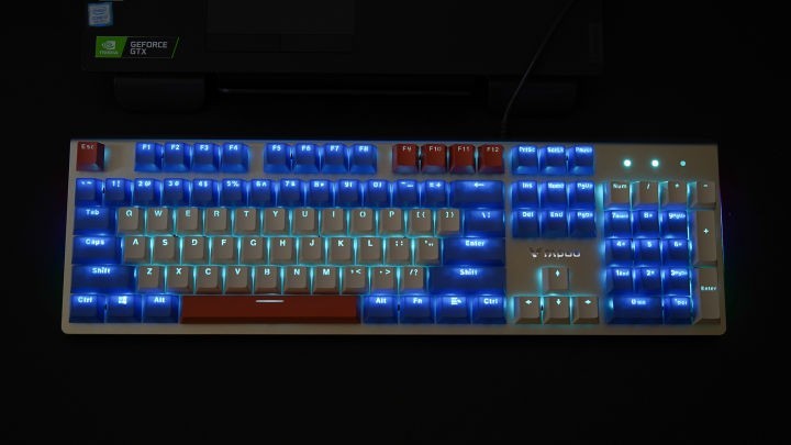 雷柏V530体验：你用过防水的机械键盘吗？