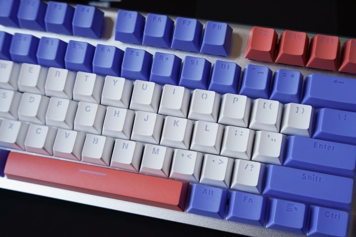 雷柏V530体验：你用过防水的机械键盘吗？