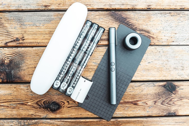 平时修理各种小东西，电动螺丝刀确实更好用