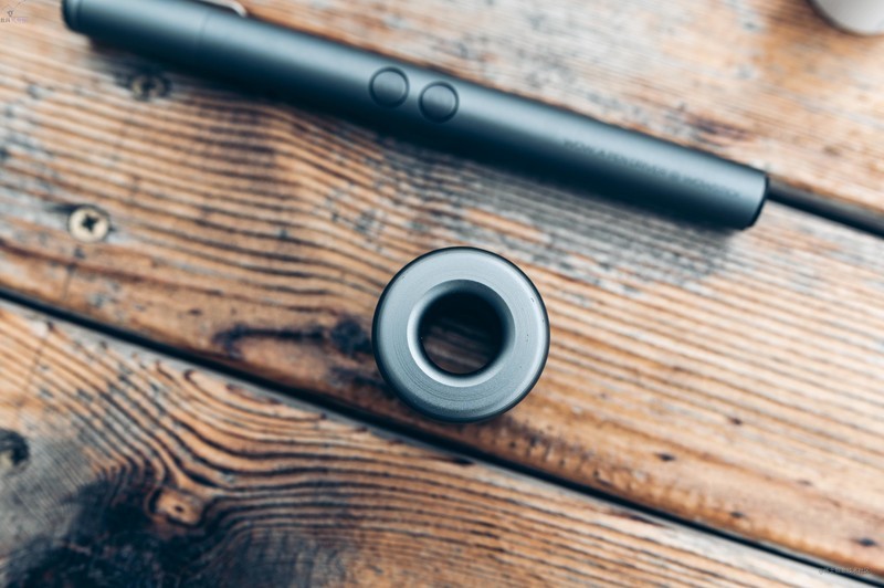 平时修理各种小东西，电动螺丝刀确实更好用