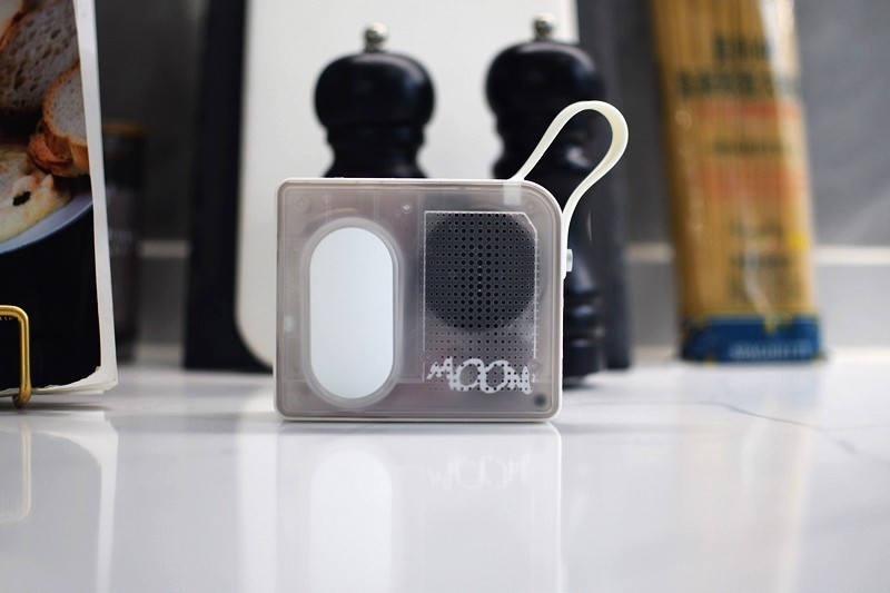 透明的口袋音箱，立体声效环绕体验，多场景应用回归声音本质