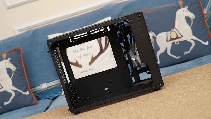 谁才是高性价比游戏神器？R5 9600X、i5 14600KF对比测试