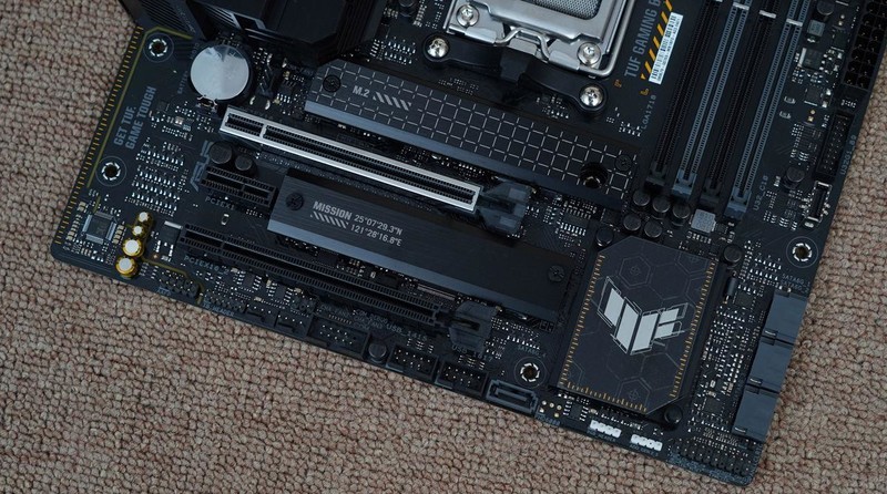 谁才是高性价比游戏神器？R5 9600X、i5 14600KF对比测试