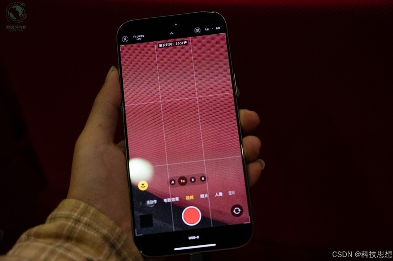 轻盈磁吸即插即用，手机 Vlog 轻松录制，佰维PM2000移动固态硬盘上手