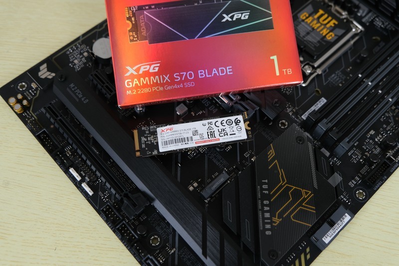 轻松突破7000MB/s XPG 翼龙 S70 Blade PCIe 4.0固态硬盘极速体验