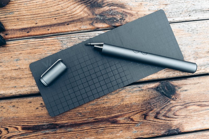 平时修理各种小东西，电动螺丝刀确实更好用