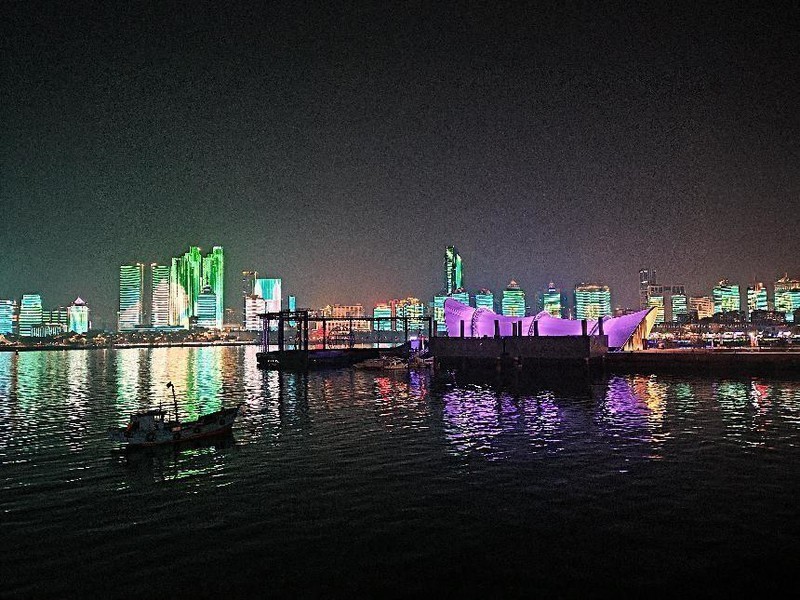 小巧便携颜值高，3999元即可到手的Moto Razr40上手体验