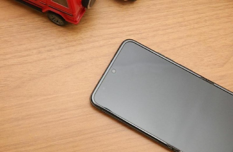 小巧便携颜值高，3999元即可到手的Moto Razr40上手体验