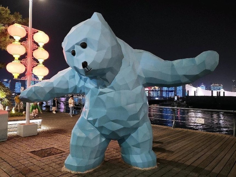 小巧便携颜值高，3999元即可到手的Moto Razr40上手体验