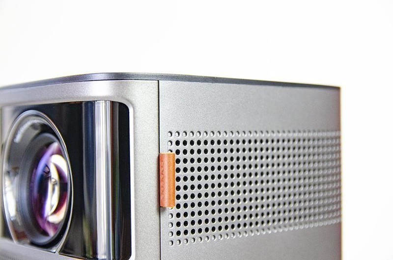 百吋大屏随身，千元档性价比小钢炮酷开X5智能投影仪体验有感