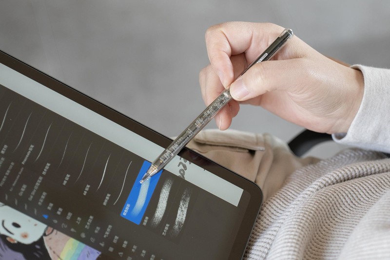 透明设计，科技感十足，Apple Pencil2最佳平替