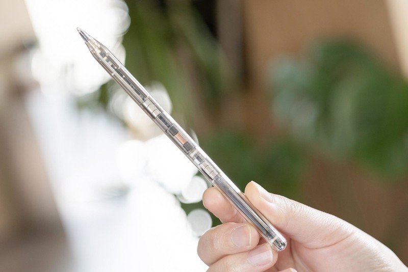 透明设计，科技感十足，Apple Pencil2最佳平替