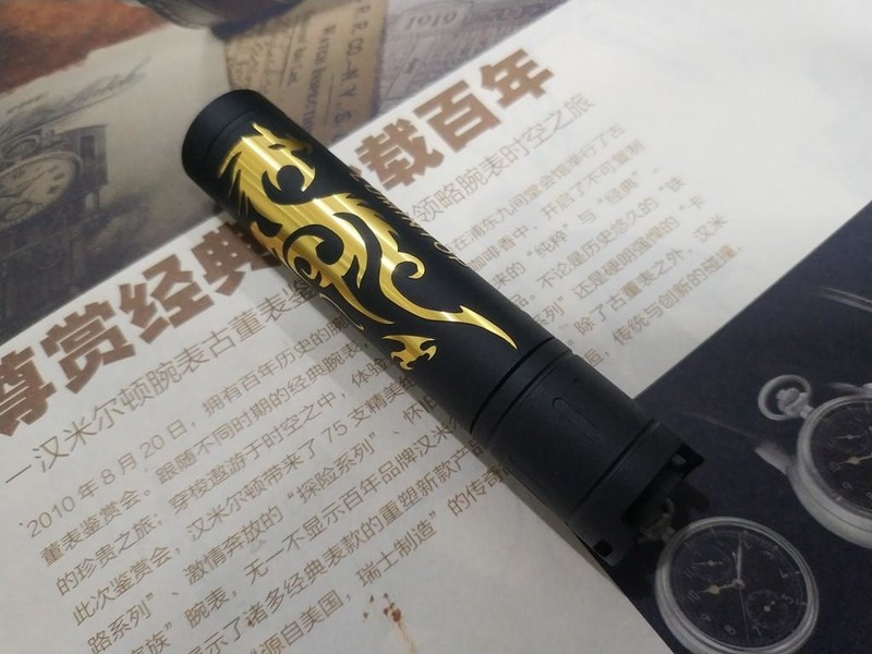 精工品质，美好寓意：雷明兔潜龙手电