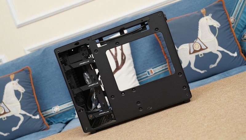 谁才是高性价比游戏神器？R5 9600X、i5 14600KF对比测试