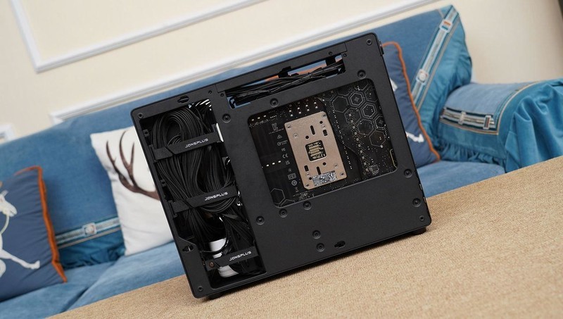 谁才是高性价比游戏神器？R5 9600X、i5 14600KF对比测试