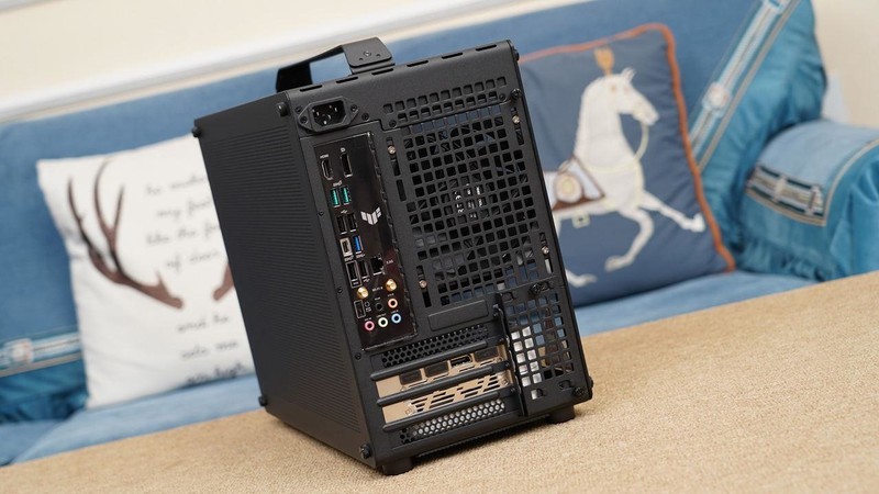 谁才是高性价比游戏神器？R5 9600X、i5 14600KF对比测试