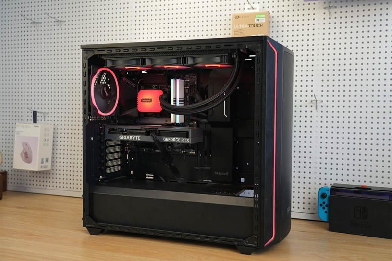 德商德静界主机：静谧与性能的完美融合，静享科技之美！