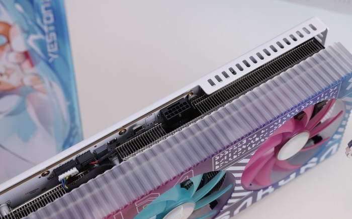 盈通RTX 4080樱瞳水着显卡简测，还是高端显卡玩游戏更爽