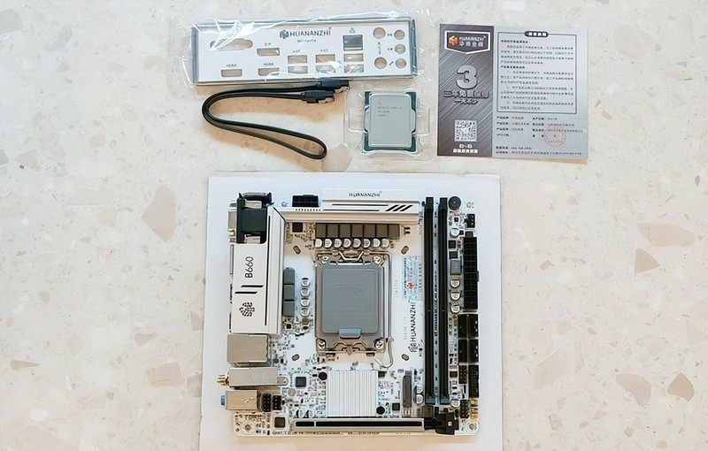 华南B660M-ITX主板搭配超频三蜂鸟和蓝戟DG1性能如何？|华南金牌