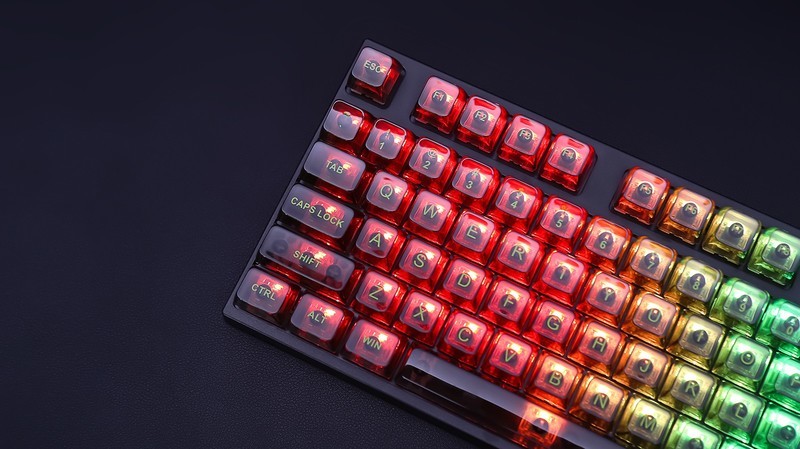 佳达隆小袋鼠轴配黑透键帽，迪摩F87三模机械键盘再进化